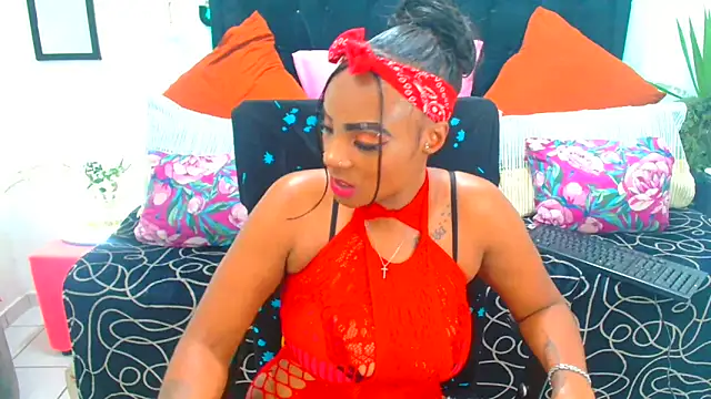 Snapshot of SAVAGExBOO chatting on December 14, 10:58 pm SAVAGExBOO online show from December 14, 10:58 pm