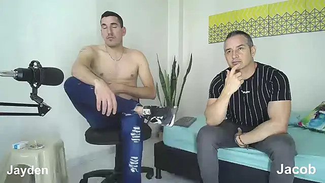 jayydenandjacob online show from February 9, 7:19 pm