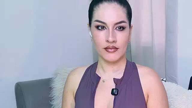 Pamela Rosal online show from November 4, 1:21 pm