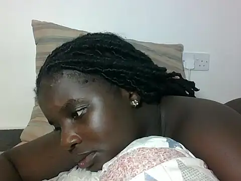 hotebbbyy online show from September 28, 6:30 am