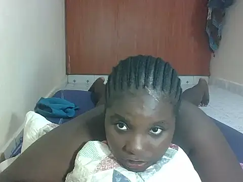 hotebbbyy online show from April 26, 8:34 am