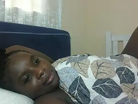 hotebbbyy online show from June 4, 4:40 am