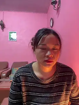 Hellen 111 online show from December 23, 2:50 pm