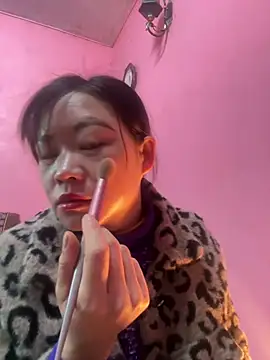 Hellen 111 online show from January 16, 2:30 am