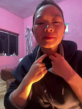 Hellen 111 online show from February 26, 2:03 pm