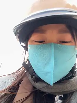 Hellen 111 online show from December 3, 3:14 am