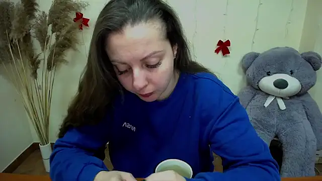  Annabelle Lee online show from January 6, 7:20 am