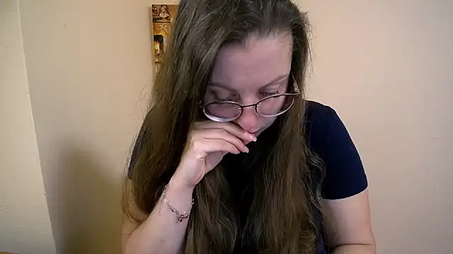  Annabelle Lee online show from February 6, 7:35 am