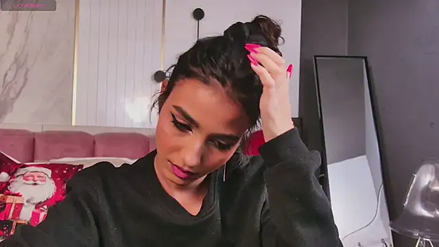 Snapshot of VanessaEllis chatting on December 16, 10:34 pm VanessaEllis online show from December 16, 10:34 pm