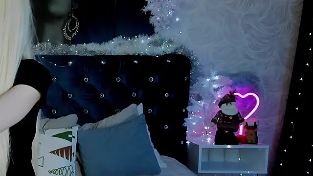 Joy Barker online show from December 22, 7:42 pm