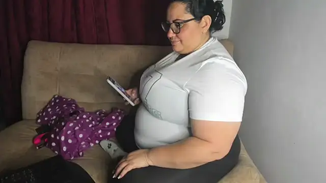 tetasgrandes karol online show from October 21, 5:24 pm