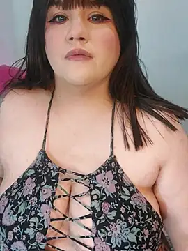 ItsNaiixa online show from November 30, 6:56 pm