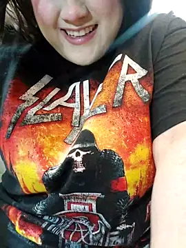 Snapshot of ItsNaiixa chatting on March 1, 2:30 pm ItsNaiixa online show from March 1, 2:30 pm