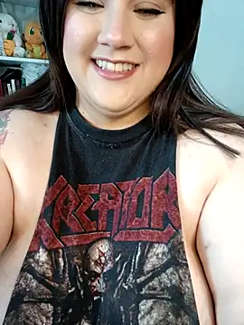 Snapshot of ItsNaiixa chatting on March 22, 7:28 pm ItsNaiixa online show from March 22, 7:28 pm