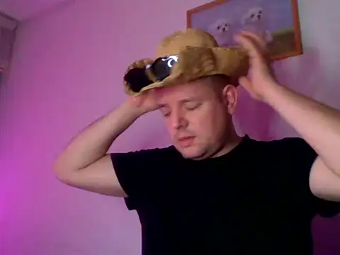 Snapshot of lobito1997 chatting on March 17, 10:28 pm lobito1997 online show from March 17, 10:28 pm