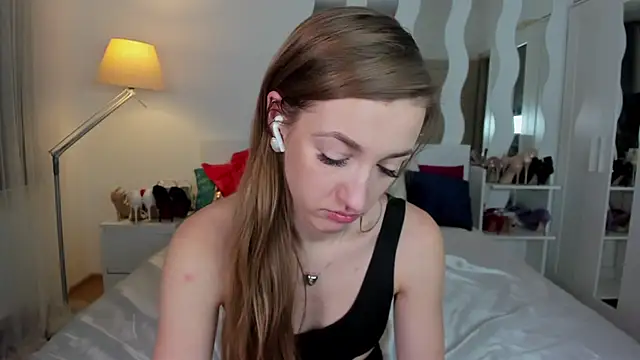 KateRedgar online show from January 31, 5:32 pm