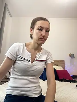 KateRedgar online show from October 12, 8:46 am