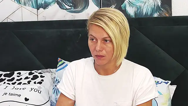 Snapshot of tanyagrey chatting on September 26, 7:12 am tanyagrey online show from September 26, 7:12 am