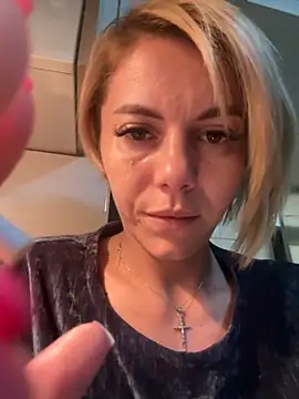 Snapshot of tanyagrey chatting on October 14, 5:52 am tanyagrey online show from October 14, 5:52 am