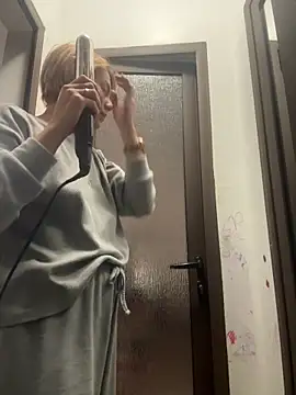 Snapshot of tanyagrey chatting on November 10, 7:29 am tanyagrey online show from November 10, 7:29 am