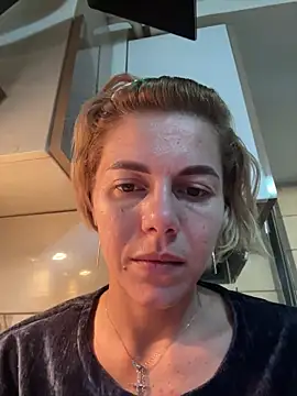 Snapshot of tanyagrey chatting on November 14, 7:07 am tanyagrey online show from November 14, 7:07 am