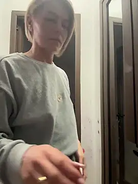 Snapshot of tanyagrey chatting on November 20, 7:52 am tanyagrey online show from November 20, 7:52 am