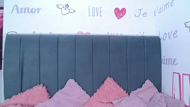 KittyBrookex online show from November 17, 1:39 pm