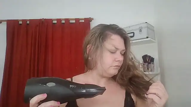 Snapshot of agatadominatrix1 chatting on October 4, 9:57 pm agatadominatrix1 online show from October 4, 9:57 pm