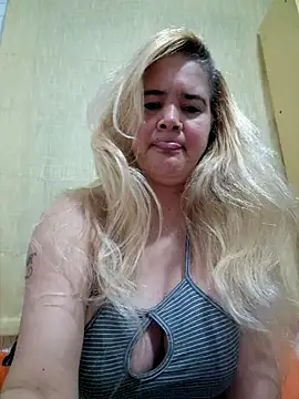 Snapshot of lamorbosa37 chatting on December 16, 9:52 pm lamorbosa37 online show from December 16, 9:52 pm