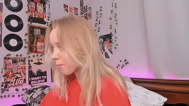 AliciaParkerf online show from December 18, 8:25 pm
