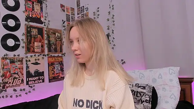 AliciaParkerf online show from December 19, 8:34 pm
