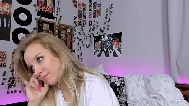 AliciaParkerf online show from December 27, 3:31 am