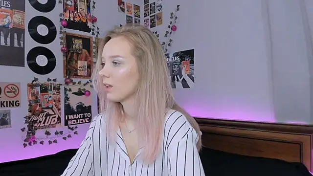 AliciaParkerf online show from January 10, 8:26 pm