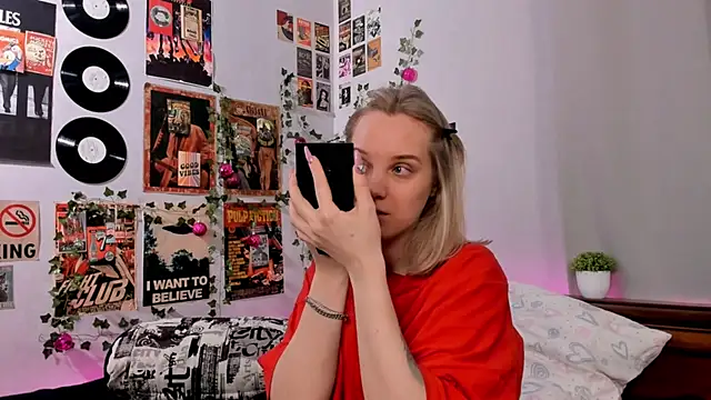 AliciaParkerf online show from February 3, 8:24 pm