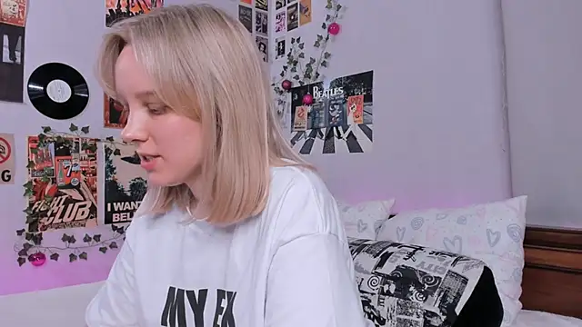 AliciaParkerf online show from February 21, 11:32 pm