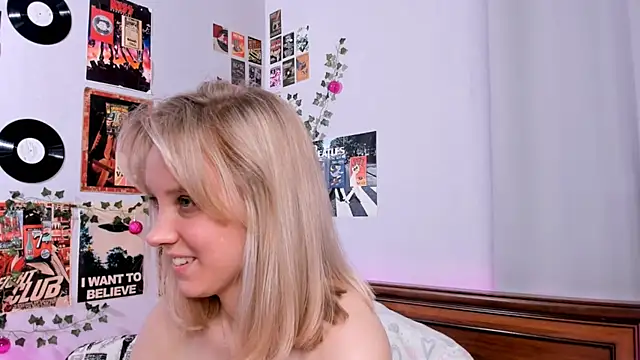 AliciaParkerf online show from February 25, 11:33 pm