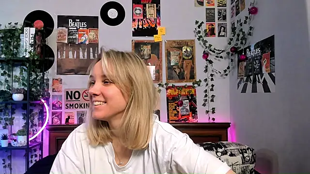 AliciaParkerf online show from March 16, 8:43 pm
