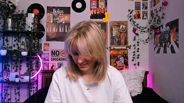 AliciaParkerf online show from March 19, 8:32 pm