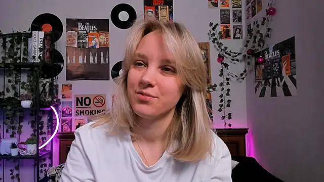 AliciaParkerf online show from March 20, 11:45 pm