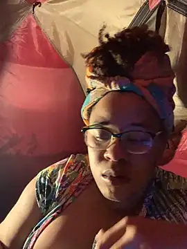 bustypothead online show from February 13, 8:59 am