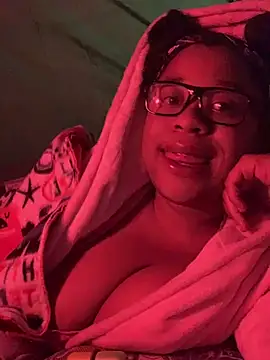 bustypothead online show from March 12, 7:57 am