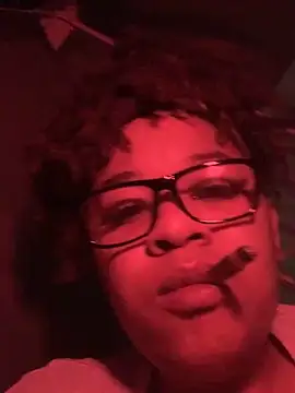 bustypothead online show from September 9, 6:24 am