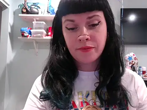 Snapshot of Marcelinegoddess chatting on December 2, 4:53 am Marcelinegoddess online show from December 2, 4:53 am