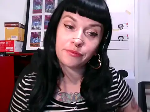 Snapshot of Marcelinegoddess chatting on January 7, 3:35 am Marcelinegoddess online show from January 7, 3:35 am