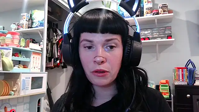 Snapshot of Marcelinegoddess chatting on February 6, 3:16 am Marcelinegoddess online show from February 6, 3:16 am
