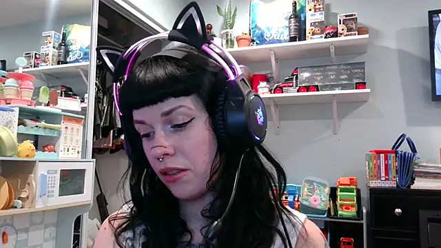 Snapshot of Marcelinegoddess chatting on February 7, 6:03 am Marcelinegoddess online show from February 7, 6:03 am