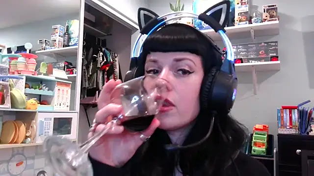Snapshot of Marcelinegoddess chatting on February 14, 6:34 am Marcelinegoddess online show from February 14, 6:34 am