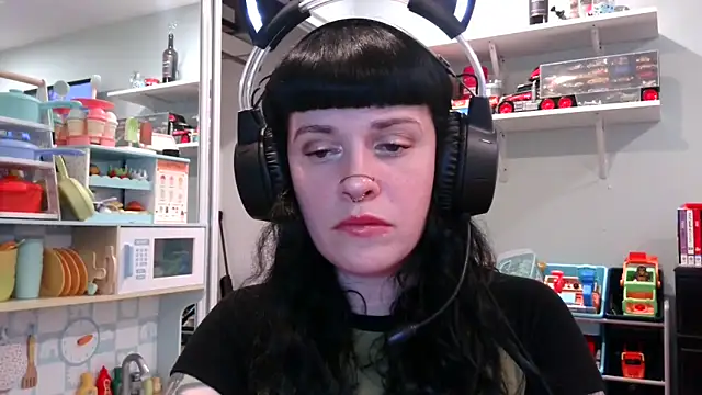 Snapshot of Marcelinegoddess chatting on March 4, 3:44 am Marcelinegoddess online show from March 4, 3:44 am
