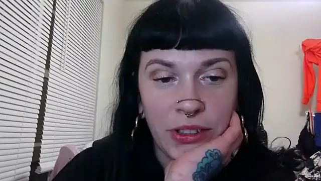 Snapshot of Marcelinegoddess chatting on March 8, 5:59 am Marcelinegoddess online show from March 8, 5:59 am