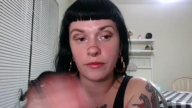 Snapshot of Marcelinegoddess chatting on March 17, 2:52 am Marcelinegoddess online show from March 17, 2:52 am